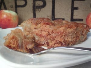 Old Fashioned Apple Cake