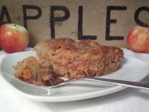Easy Classic Old Fashioned Apple Cake