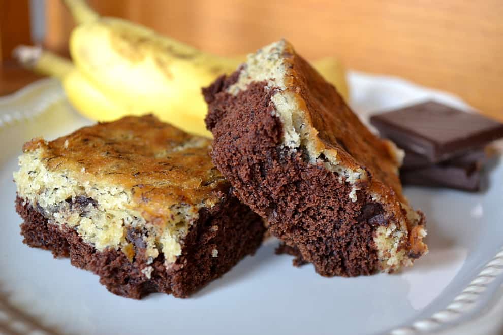 Moist Layered Chocolate Chip Banana Bars - craftycookingmama.com