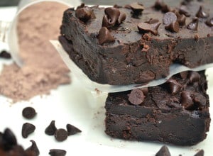 Chocolate Fudge Brownie Black Bean Protein Bar - Vegan - craftycookingmama.com
