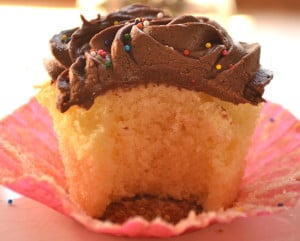 One Dozen Yellow Vanilla Cupcakes with Chocolate Buttercream Frosting | Easy & Delicious | www.craftycookingmama.com