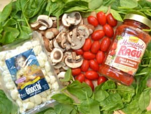 Cheesy Tomato, Mushroom & Spinach Baked Gnocchi - Quick, Easy & Delicious | www.craftycookingmama.com