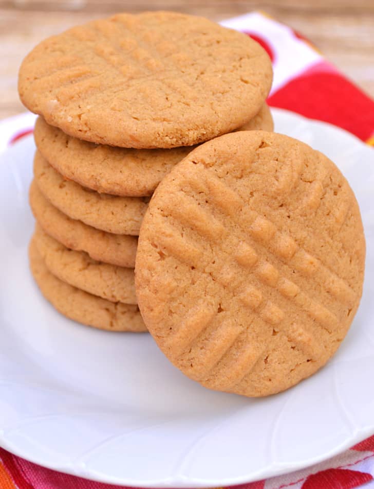Betty Crocker Peanut Butter Cookie | www.craftycookingmama.com