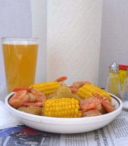 Beer-Boiled Shrimp & Corn Boil | Sunshine Sweet Corn | www.craftycookingmama.com