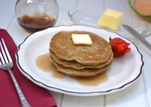 Low Carb & Diabetic Friendly Flax Pancakes | Fluffy, light, soft & tender - delicious | www.craftycookingmama.com