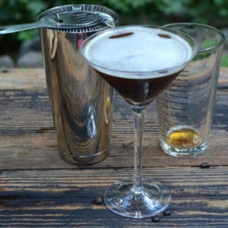 Espresso Martini | www.craftycookingmama.com