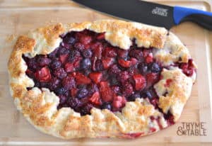 Mixed Berry Galette made with strawberry, blueberry & blackberry. It's rustic, beautiful, delicious and so simple to make | www.craftycookingmama.com