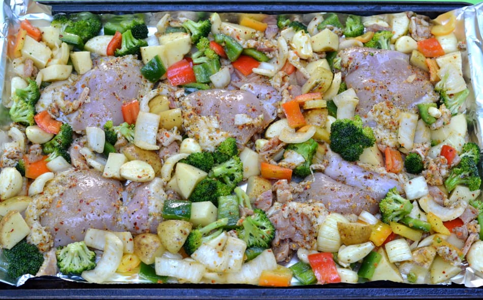 Sheet Pan Vegetables with Mixed Vegetables | www.craftycookingmama.com